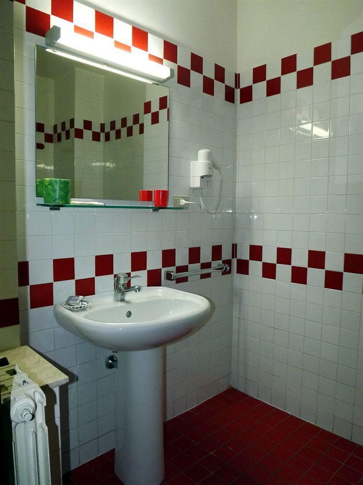 Circe Aparthotel 2*